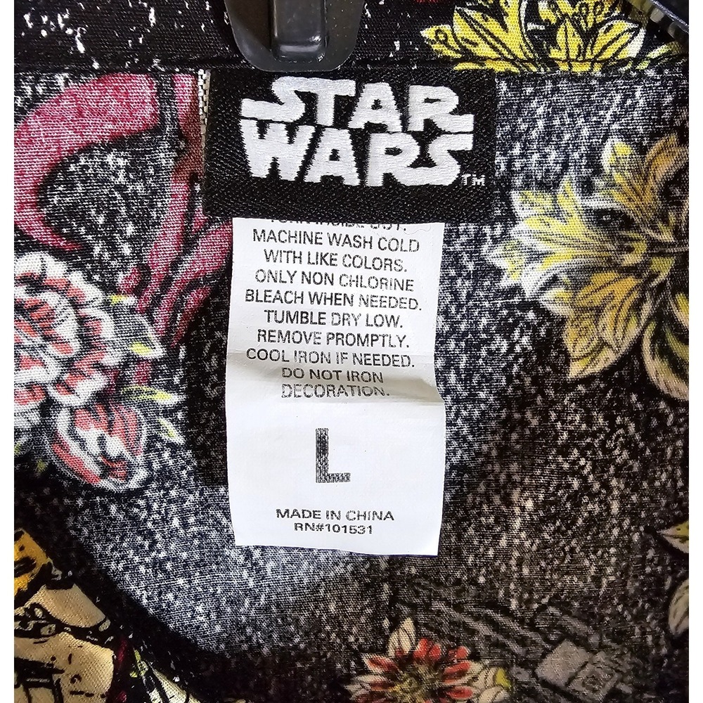 Star Wars Boba Fett Button Down Men's L Floral Button Down Collared Black Red - Picture 3 of 9